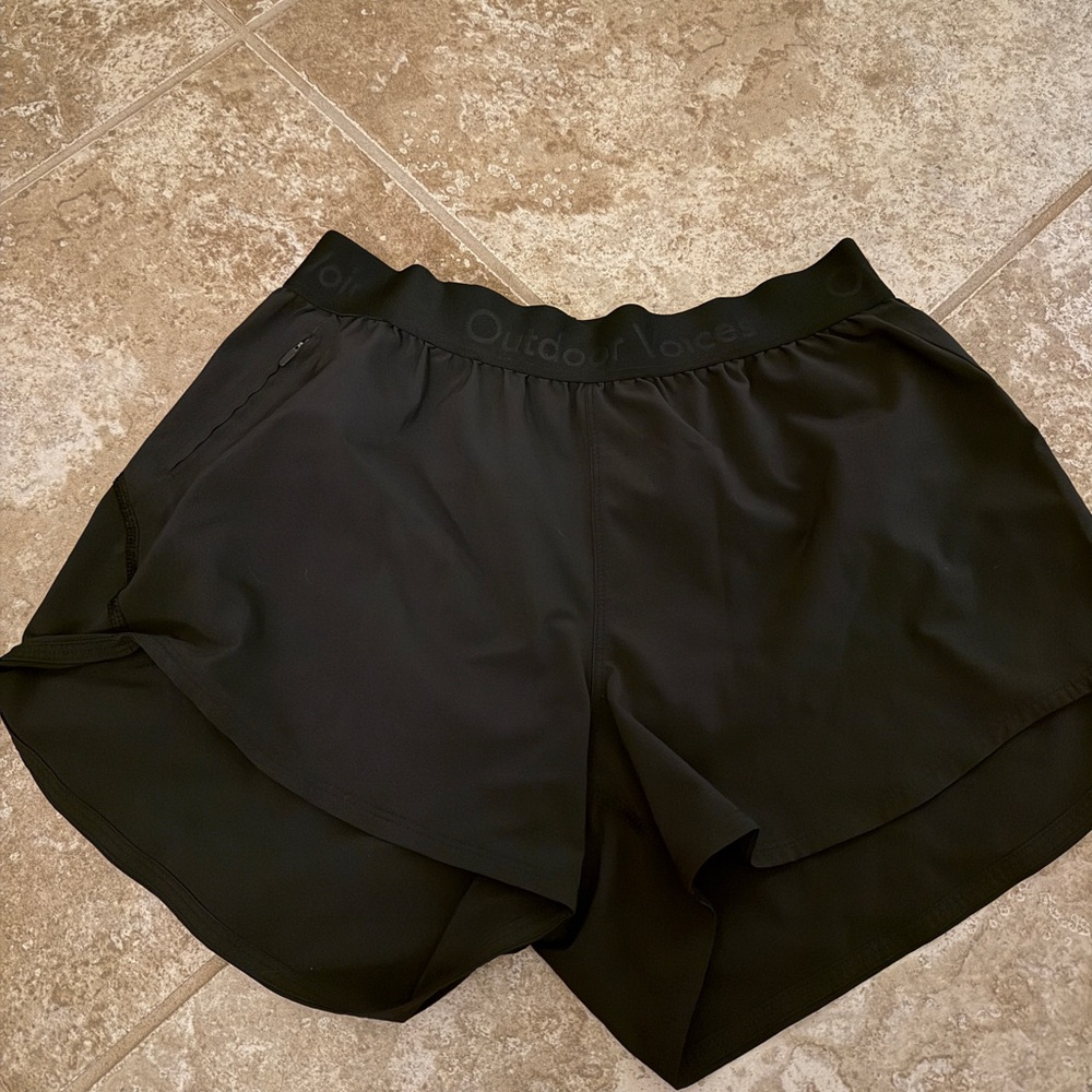 Outdoor Voices Women's Black Relay Shorts